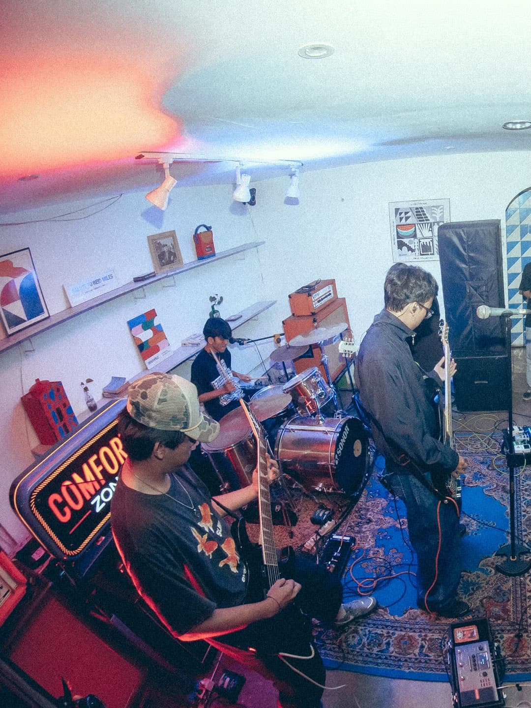 Loudcase Vol. II x Sonic Ambush Tour 2025 documentation photo 5